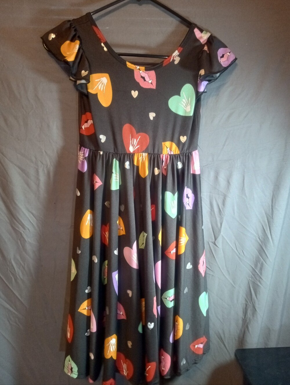 Brand New DotDot Girls Black Heart & Lips Print Flutter Sleeve Dress